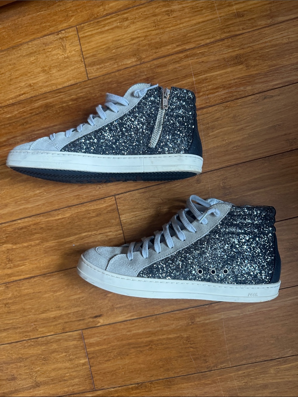 P448 woman’s Glitter High-Top Sneakers in Black and Silver. Size 39. US 8.5